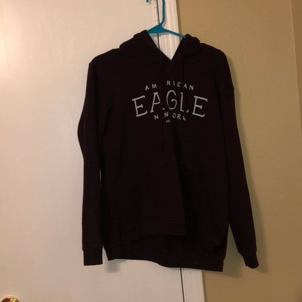 Maroon American eagle hoodie